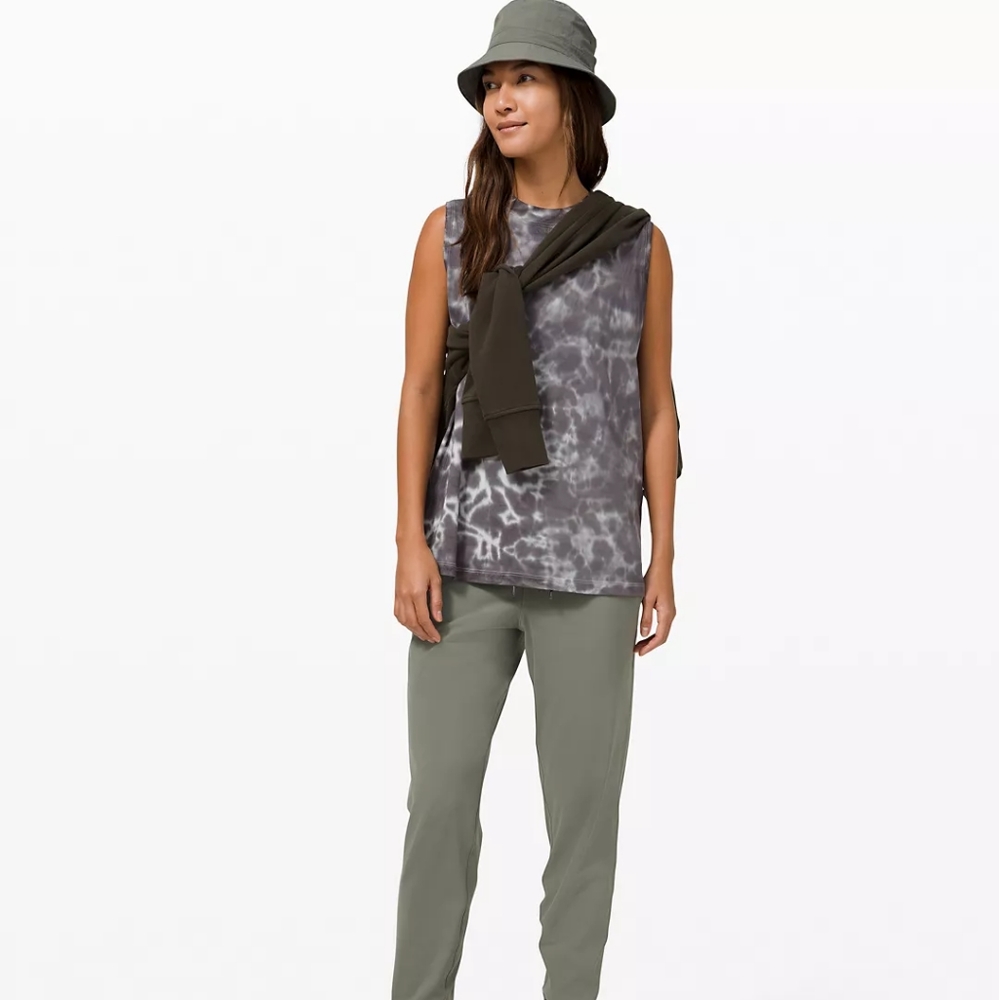 NEW Lululemon All Yours Tank Tie Dye - Picture 2 of 10